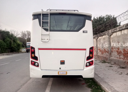 Mini Coach – 21 Seater
