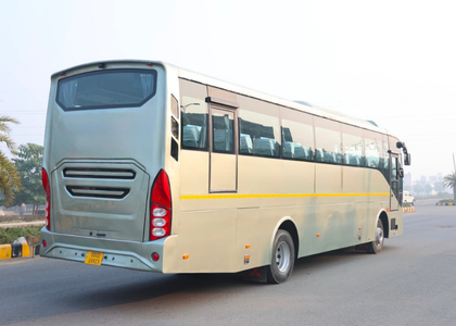 45/49 Seater Luxury Bus