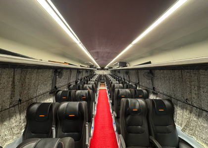 45/49 Seater Luxury Bus