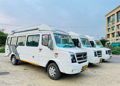 Force Tempo Traveller