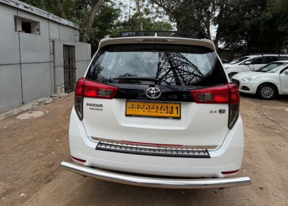 Innova Crysta